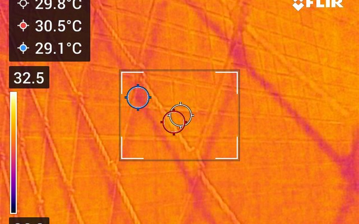 Termografia de umidade em parede